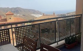 Apartamento nuevo con piscina en la envía golf aguadulce Almería